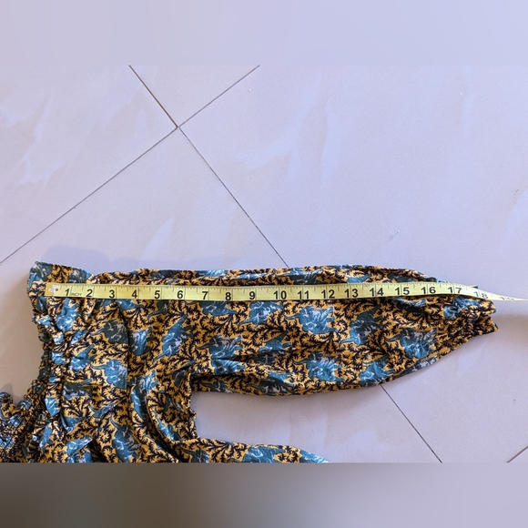 J.Crew Off the Shoulder Ratti Elephant Print Top long sleeve size 14 - Picture 15 of 16